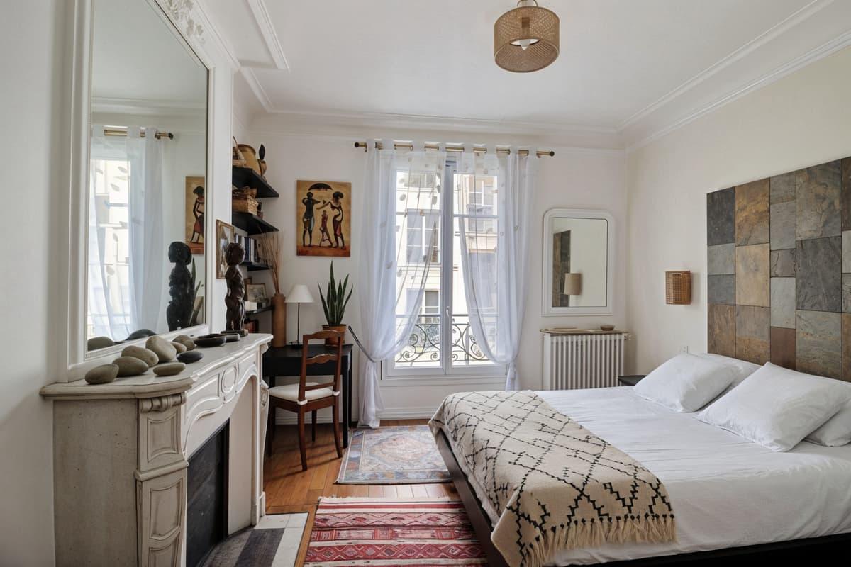 Parisian bedroom renovation to Ethnic style